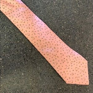 Men's Hermes pink pattern tie